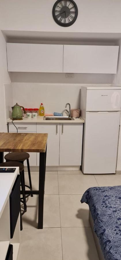 Apartmán דירת חדר יפה ונעימה באיזור פסטורלי ושקט Zichron Ja'akov Exteriér fotografie