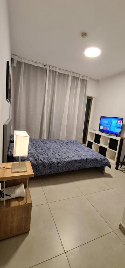 Apartmán דירת חדר יפה ונעימה באיזור פסטורלי ושקט Zichron Ja'akov Exteriér fotografie