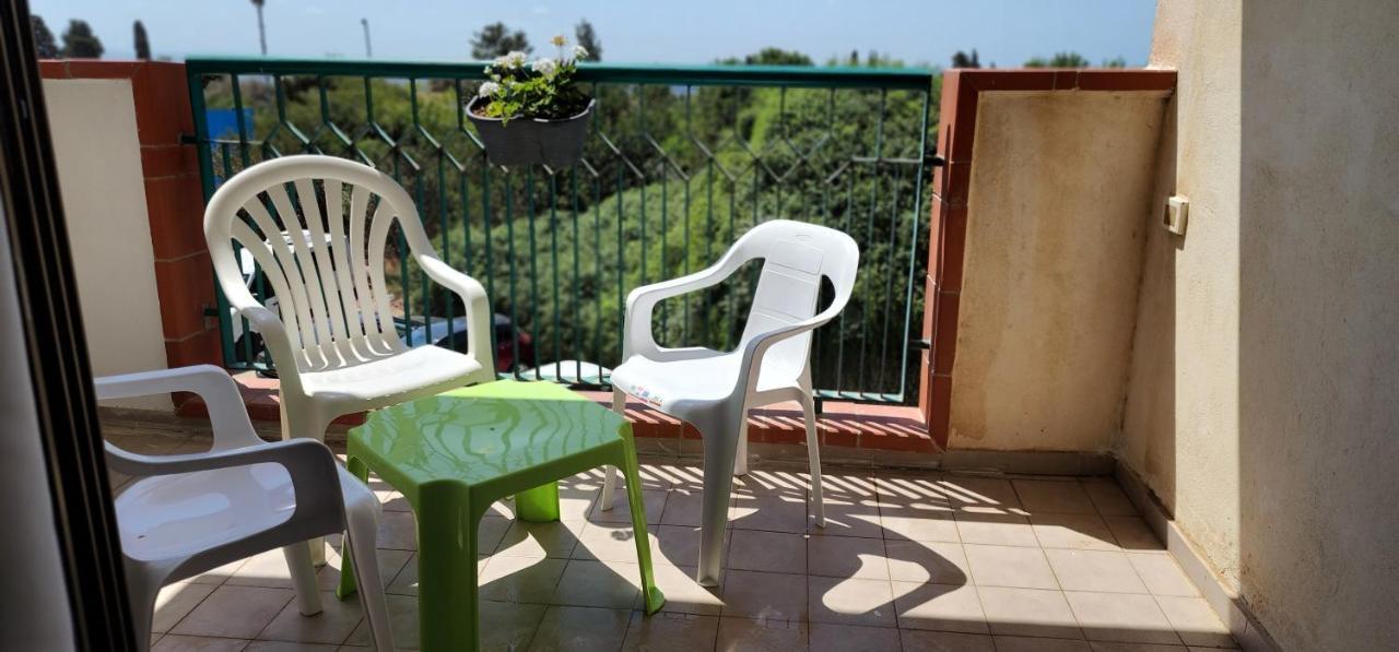 Apartmán דירת חדר יפה ונעימה באיזור פסטורלי ושקט Zichron Ja'akov Exteriér fotografie