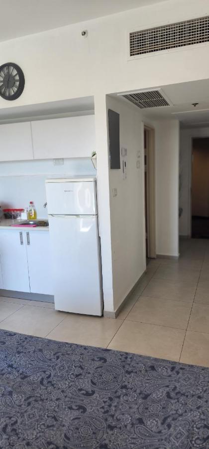Apartmán דירת חדר יפה ונעימה באיזור פסטורלי ושקט Zichron Ja'akov Exteriér fotografie